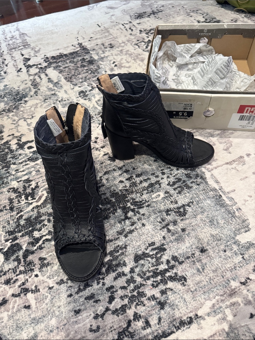 dingo Black Peep-Toe Braided Heeled Booties